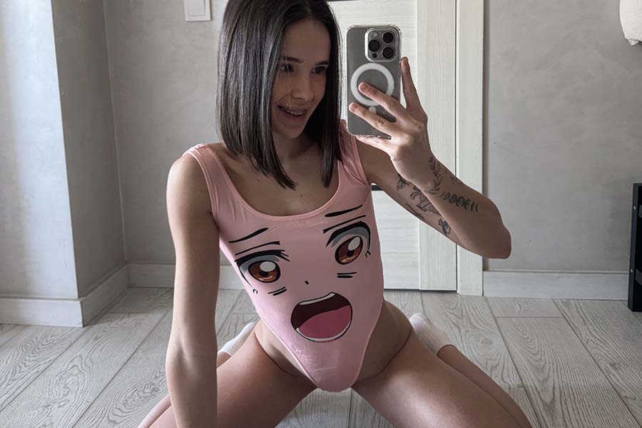 Model Tina in Milwaukee