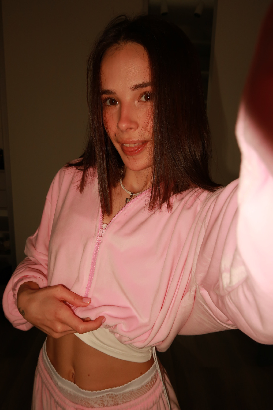 Tina brings the glow — live moments in Milwaukee